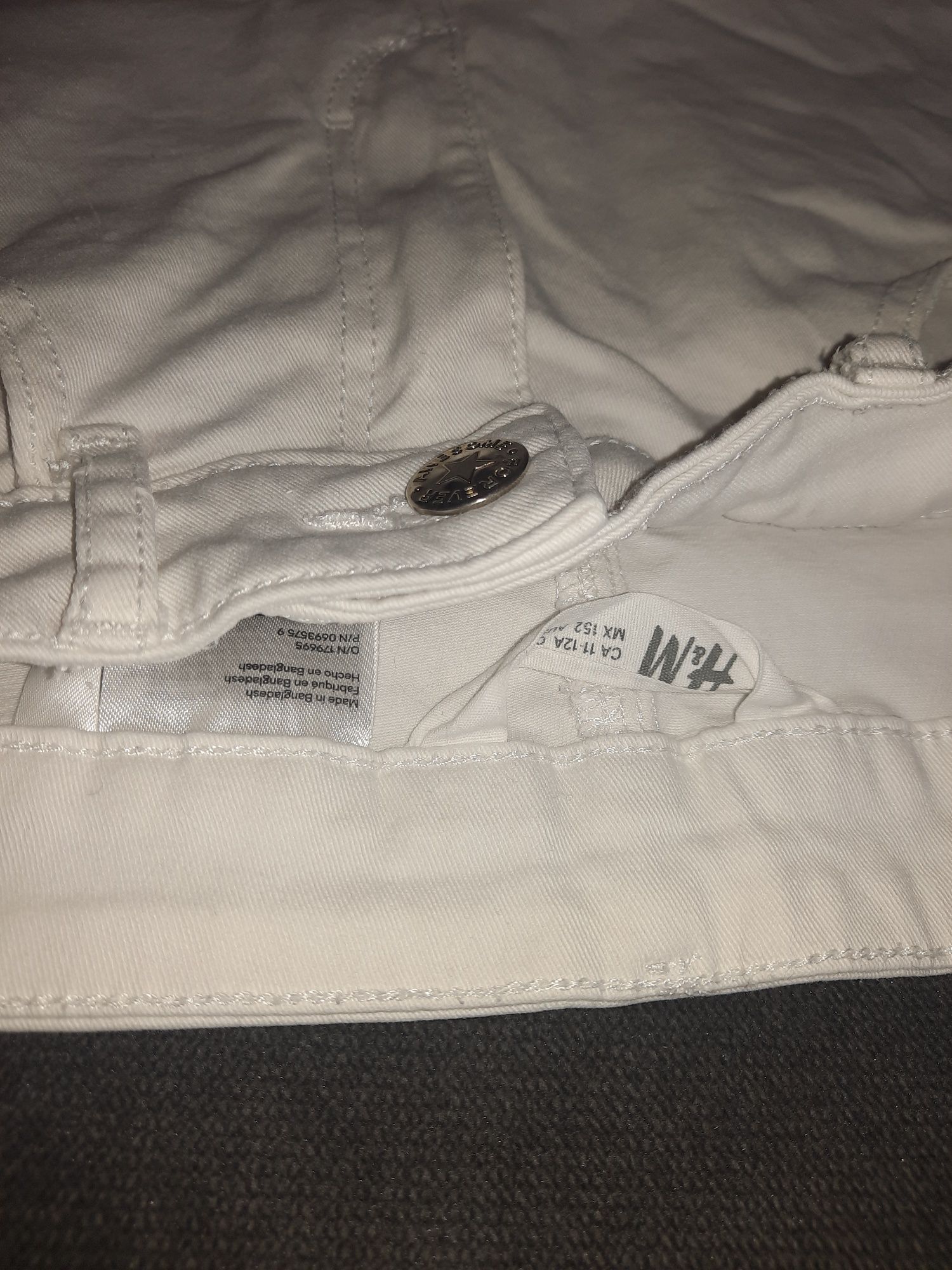 Spodenki dziewczęce dla dziewczynki H&M + Decathlon. Rozmiar 152 .