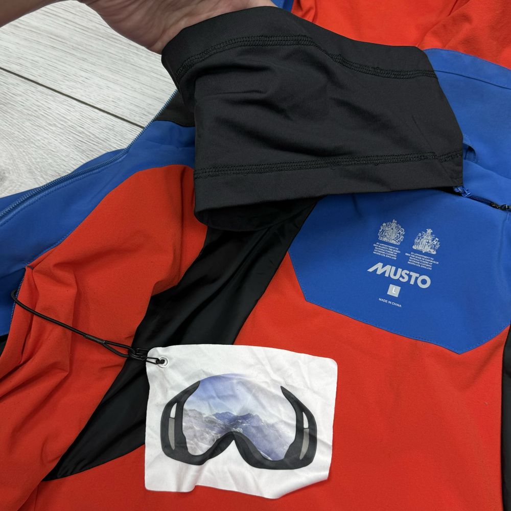 Musto Evolution зимня парусная куртка лыжная сноуборд яхтенная