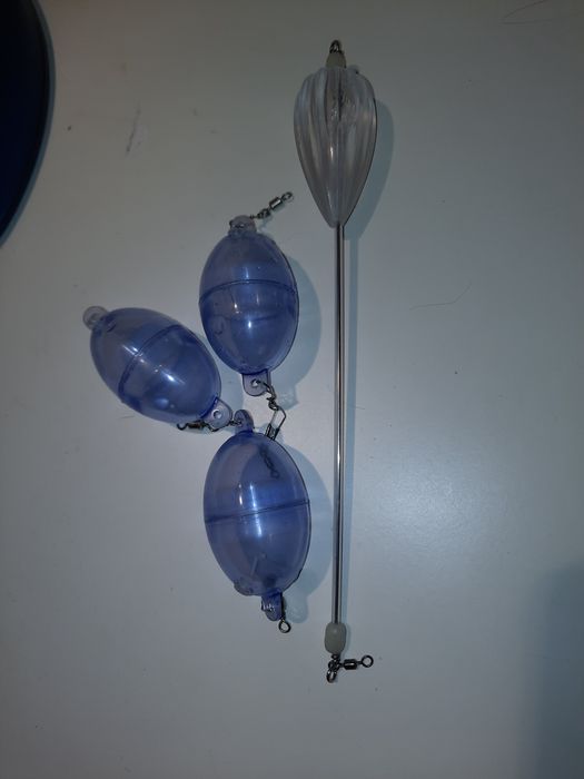 Vendo material de pesca.