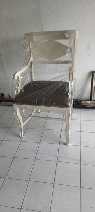 Secretária e Cadeirão