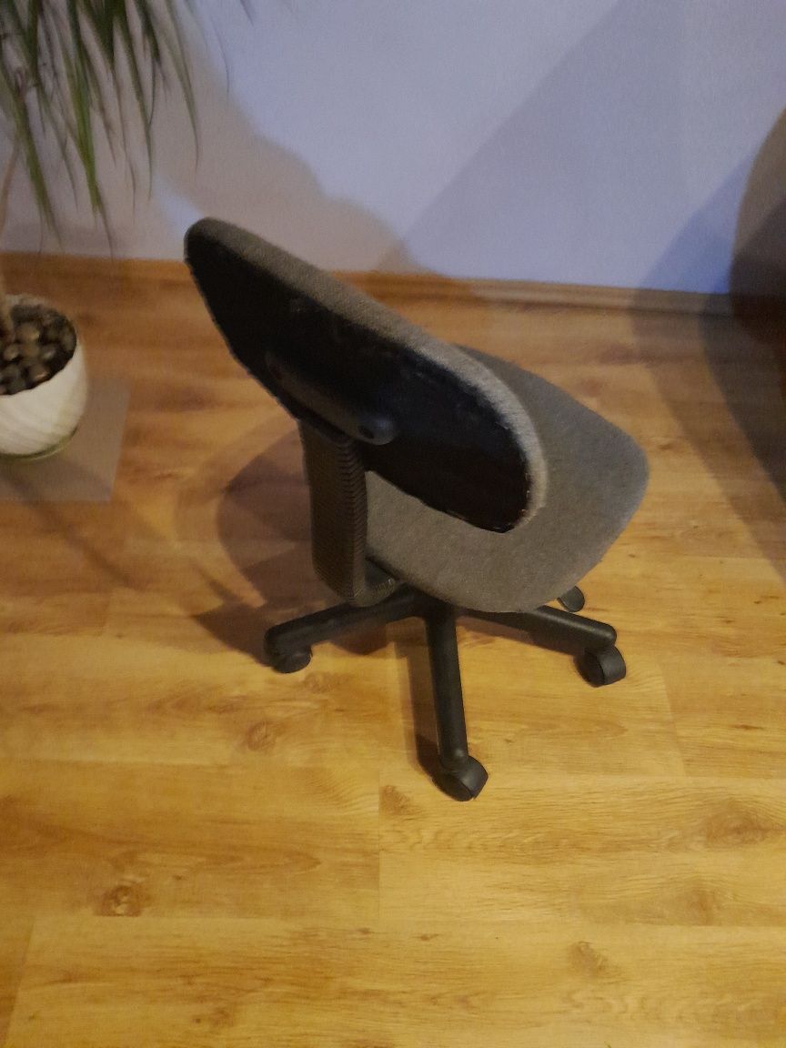 Krzesło obrotowe  Sprawne