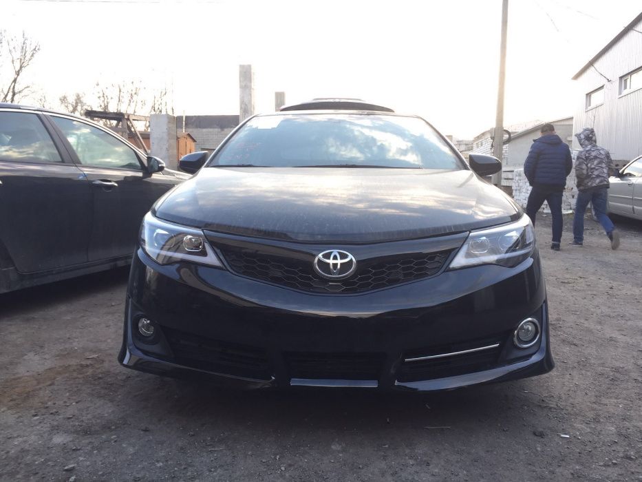 Toyota Camry 50 (2012), Фары (черные) Sonar на Toyota Camry V50 (USA)