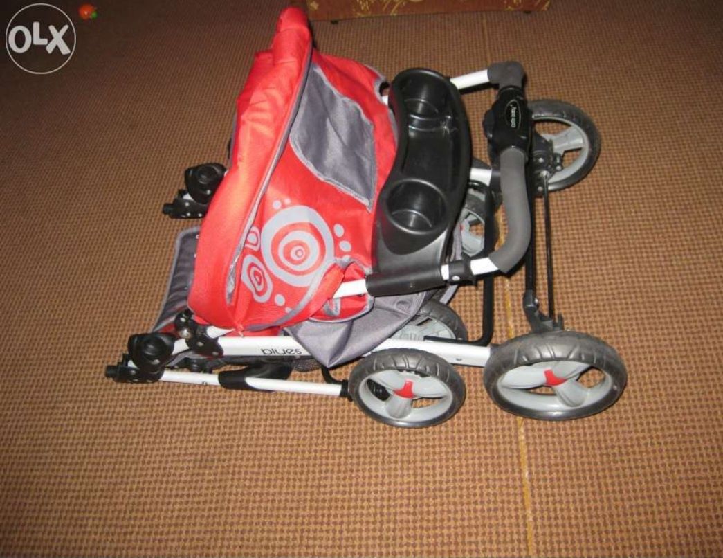 Wózek spacerowy.
