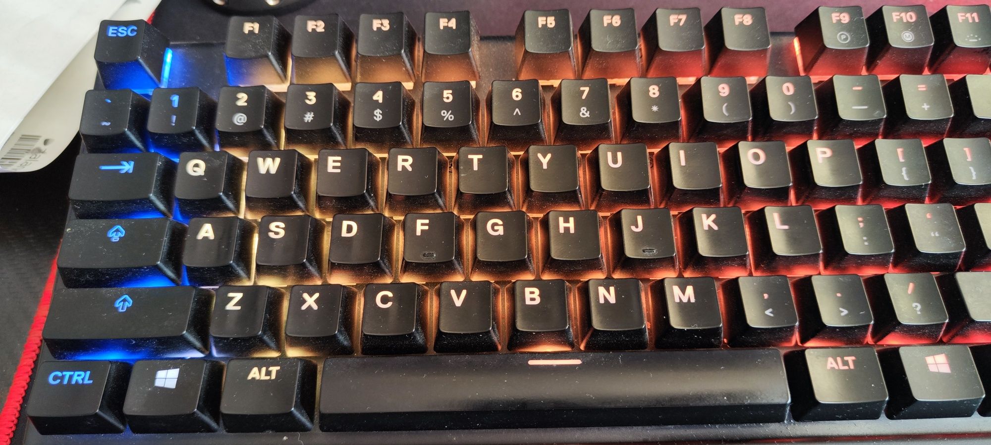 Klawiatura steelseries Apex 5 jak nowa!