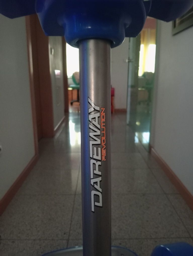 Vendo Dareway Revolution, novo.