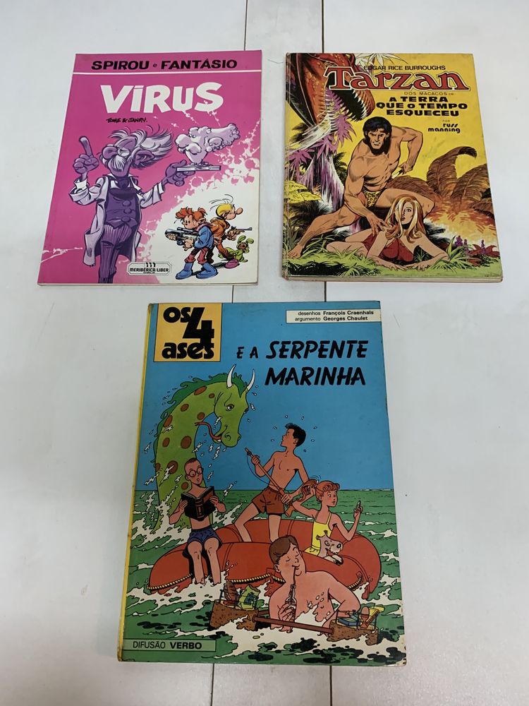 Coleção de livros antigos de banda desenhada