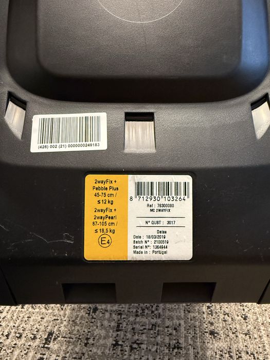 Fotelik samochodowy Maxi-Cosi Pebble Pro + baza ISOFIX 2wayFix 0-13kg