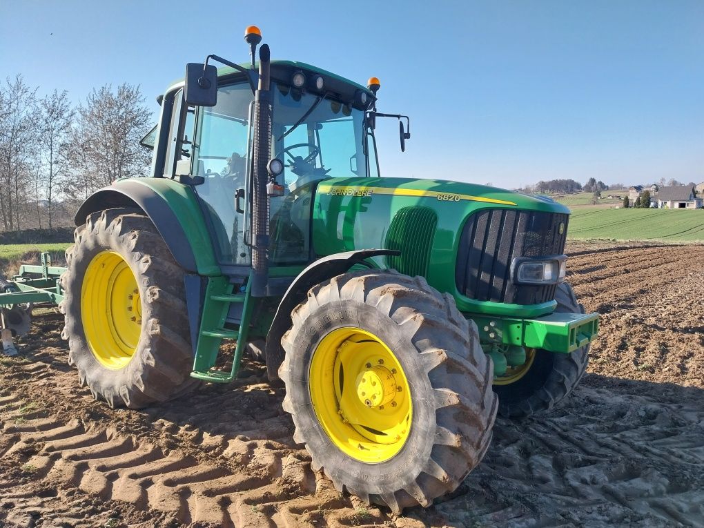 John Deere 6820 (6920,6620)