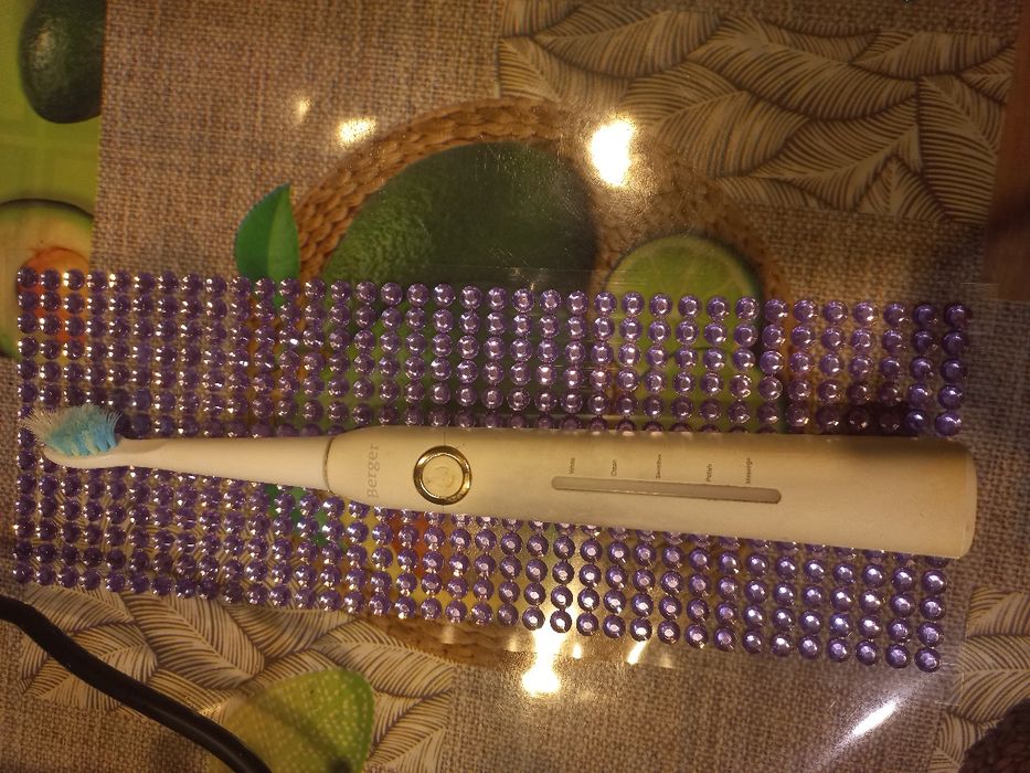 Бесплатно зубная электричка щетка