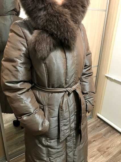 Пуховик зимовий з хутром