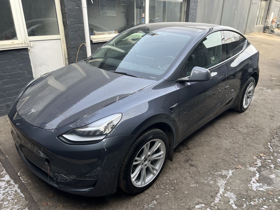 Тесла Y, 22 г. Dual Motor, серый. 7 мест. Рестаил. Регестрация 25 г.