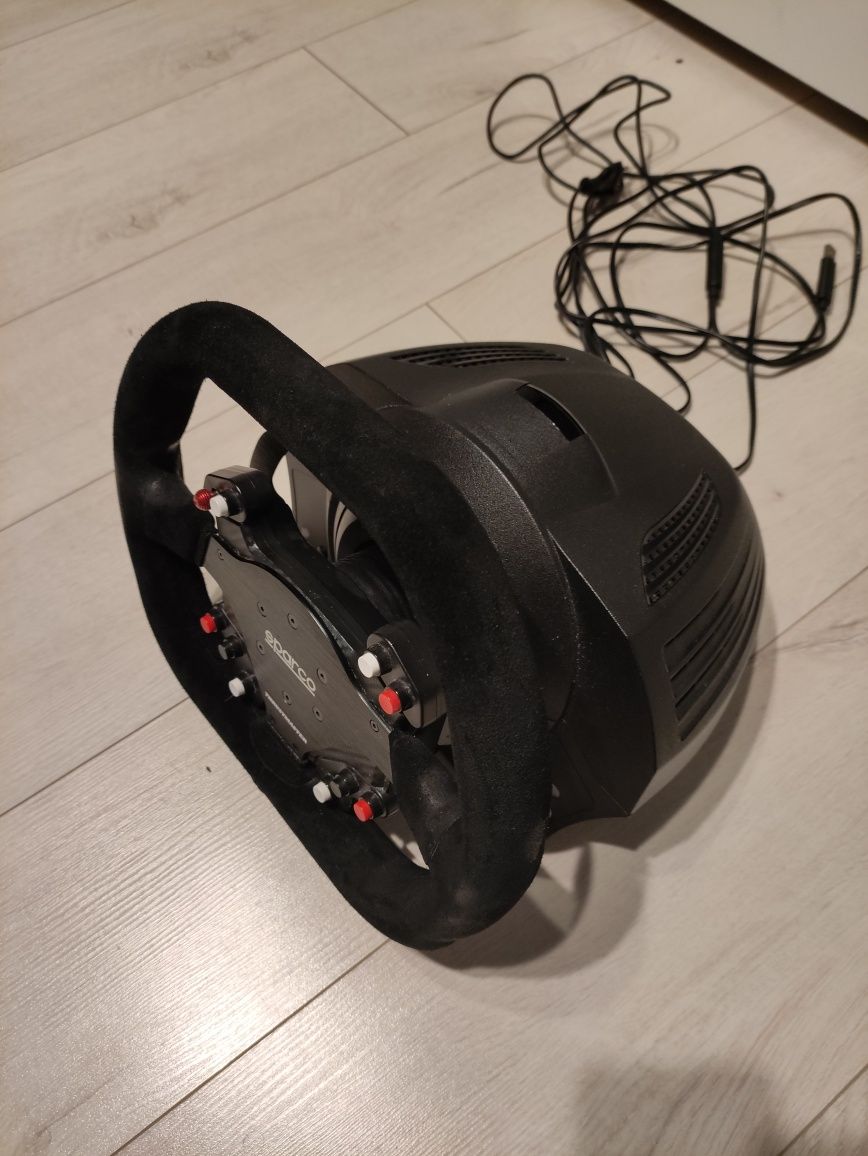 Kierownica Thrustmaster TX