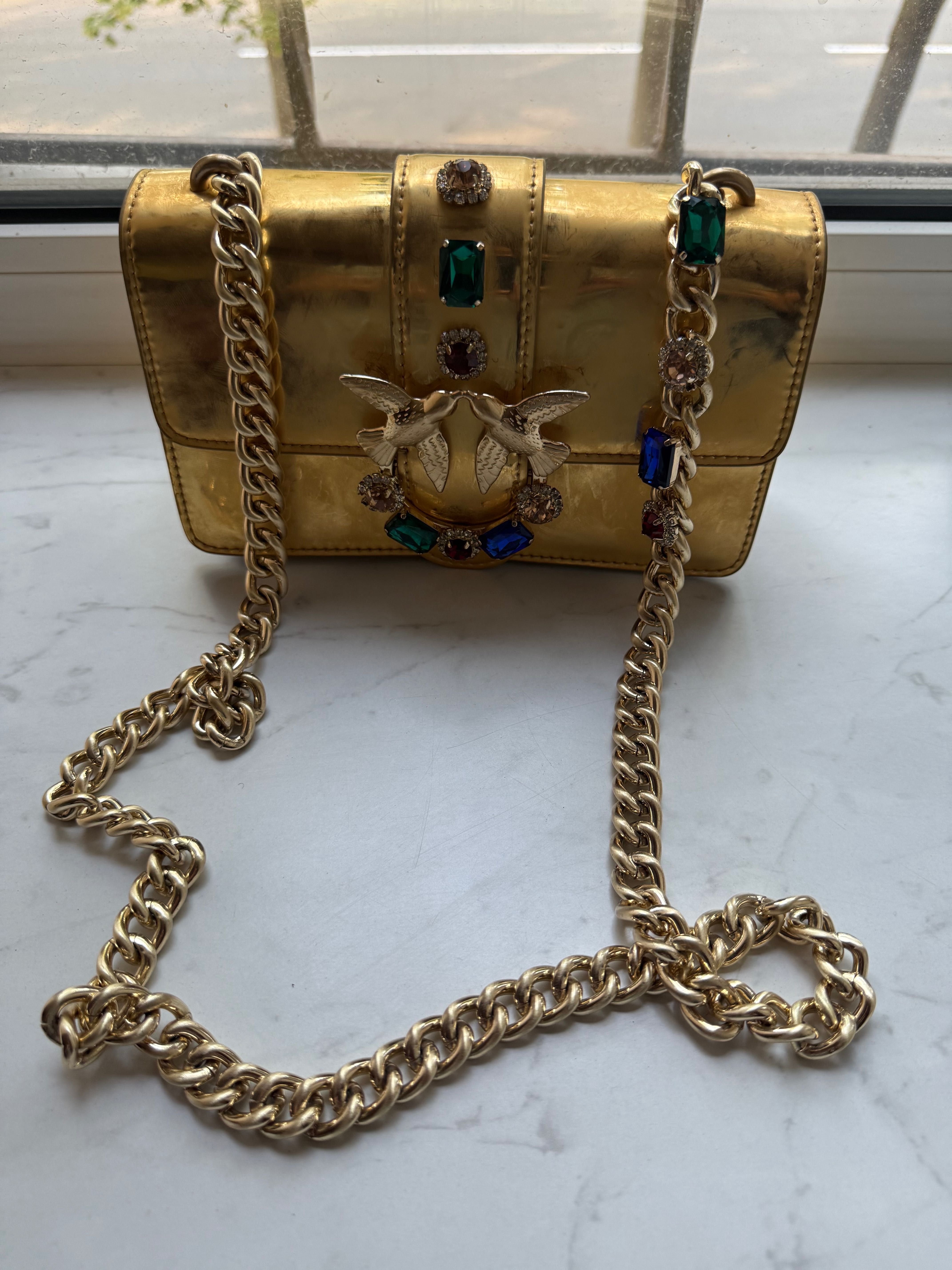 Продам красивую сумку pinko