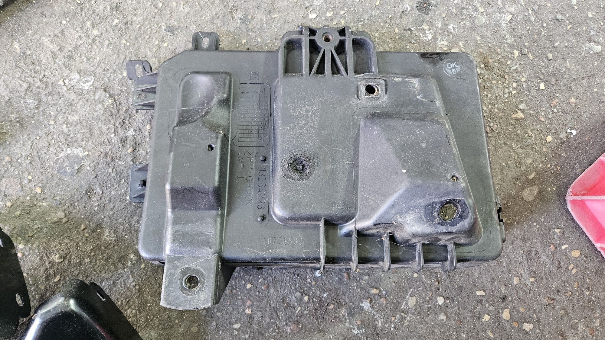 Półka podstawa mocowanie akumulatora opel astra h zafira b