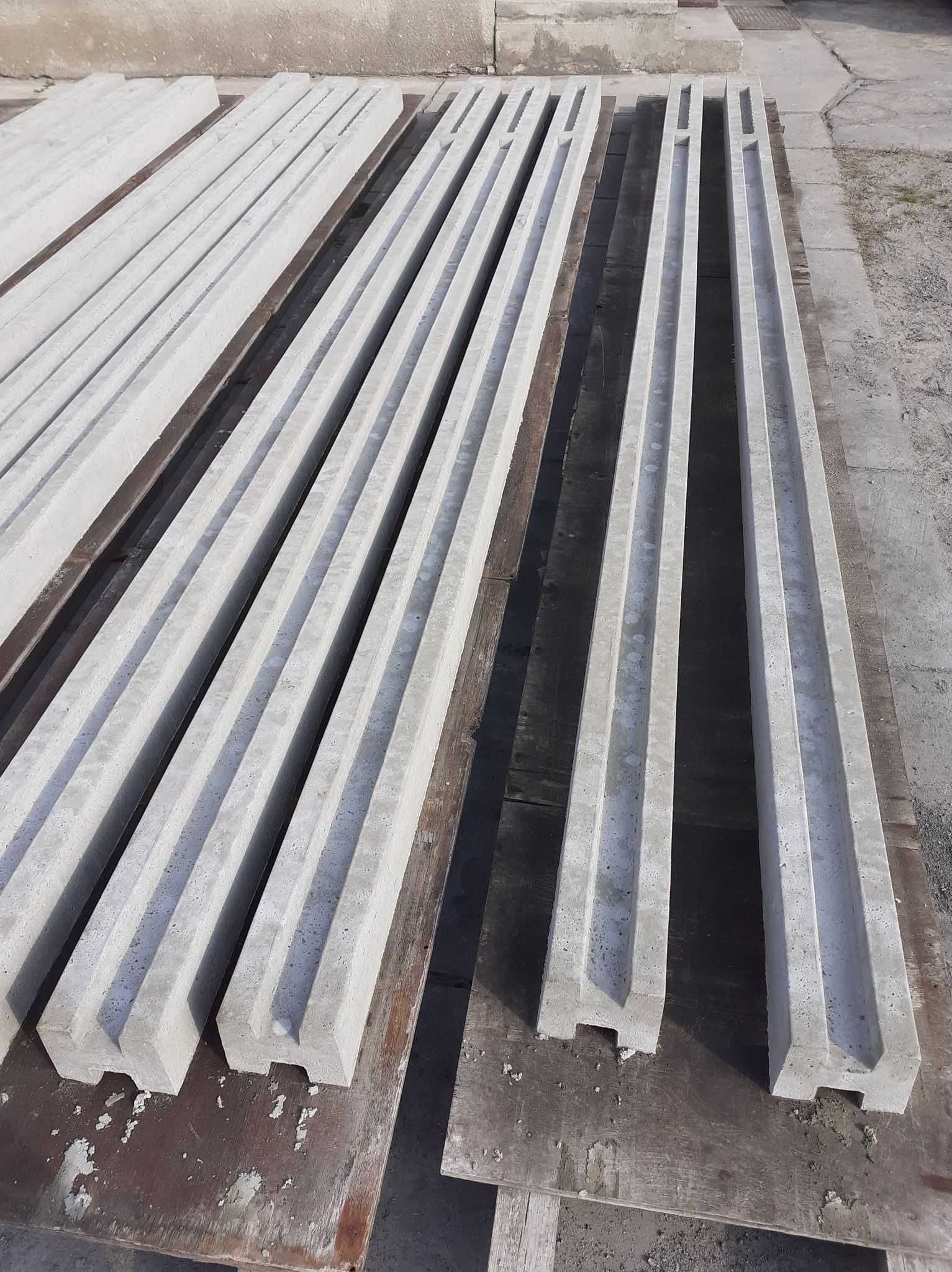 słup słupek słupy betonowe na wiate wiatowe garaż 3,5m 4m 7płyt 8 płyt