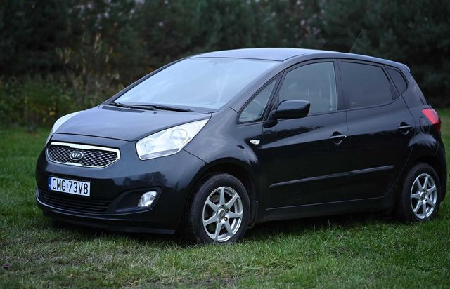 Kia Venga benzyna 2010 11 zadbany mały przebieg KLIMATYZACJA salon pl