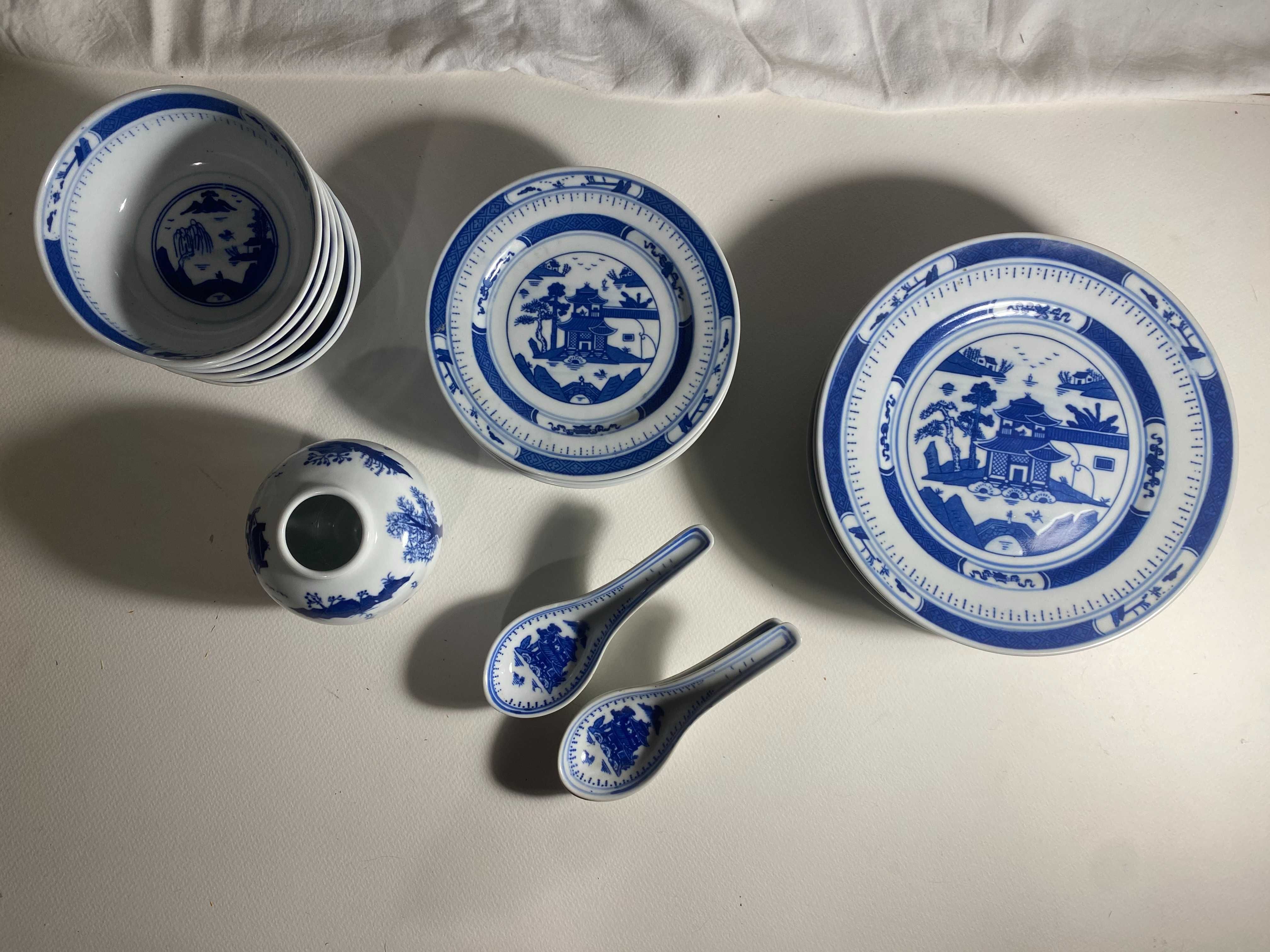 Serwis obiadowy z porcelany ryżowej Jing De Zhen made in china