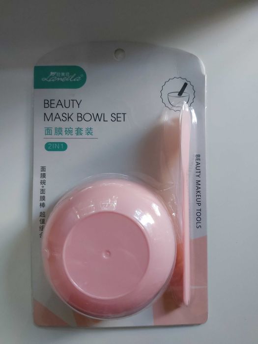 Пластиковая миска для косметических продуктов с лопаткой