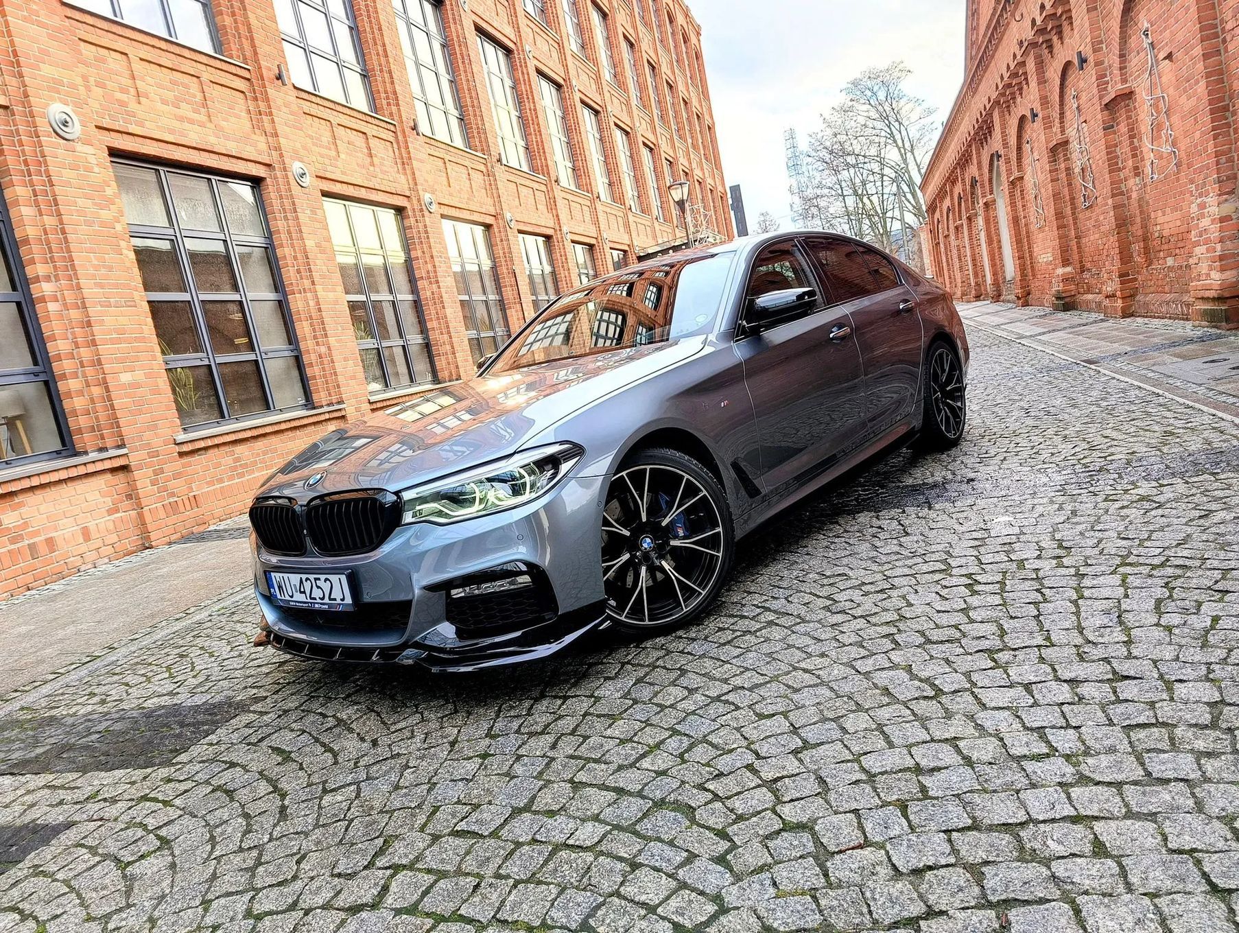 BMW Seria 5 Jedyna na OLX Petarda Doiwestowana BMW 530D 340km Full Opcja