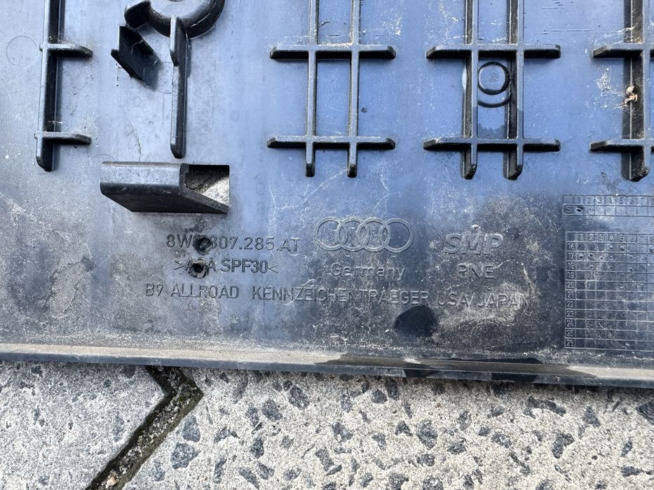 Подіум номерного знаку ауді а4 б9 америка