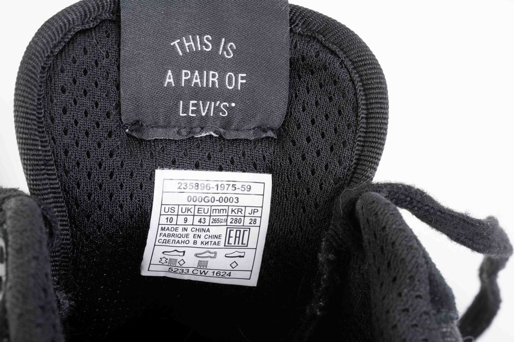 Чоловічі кросівки Levis Charge 235896-1975-59 розмір 42