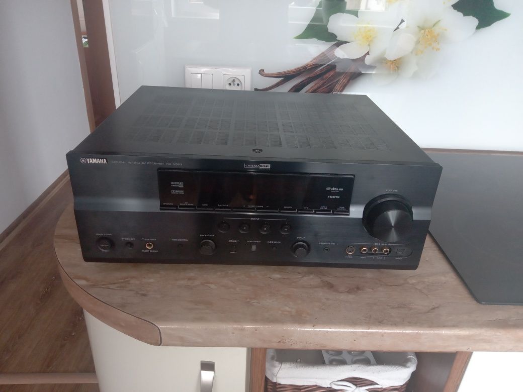 Amplituner Yamaha rxv863