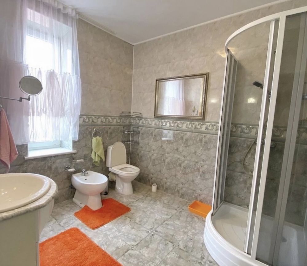 VIP аппартаменты в самом центре , ул . Соборная