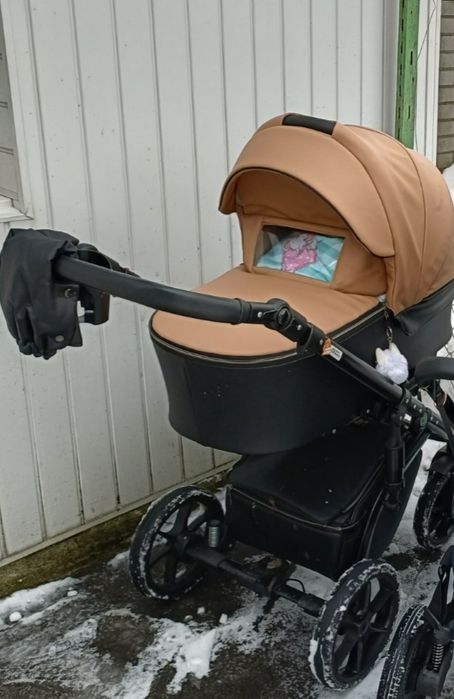 Продам коляску 2 в 1 Gran Marko