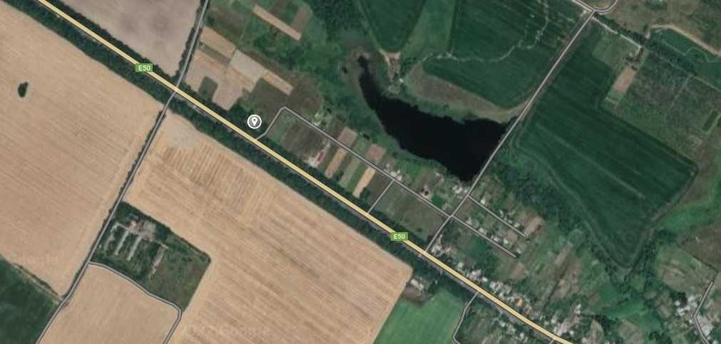 Продам земельну ділянку в Лукашівці Вінницької обл. Власник.