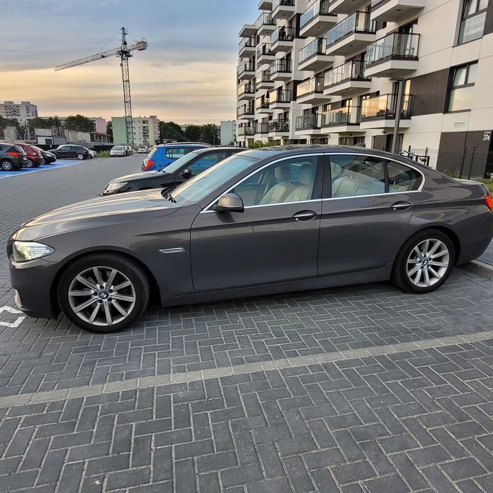 BMW Seria 530D 258 koni 3.0 F10 Luxury Line X Drive - bezwypadkowy