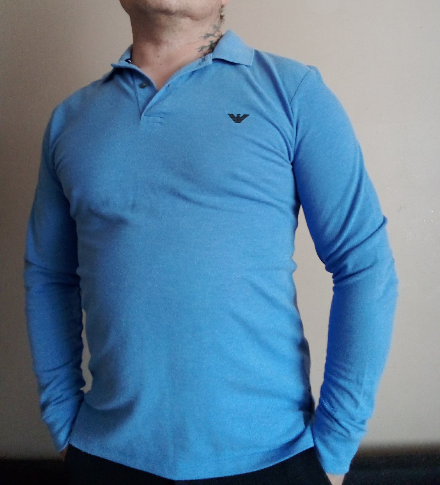 Jasnoniebieska bluzka Armani