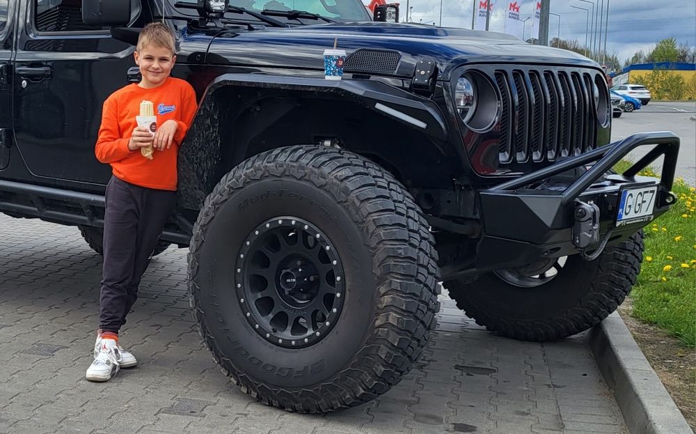 Jeep Wrangler jl sahara 3.6 off road 39"  tylko 80 tys przeb zamiana