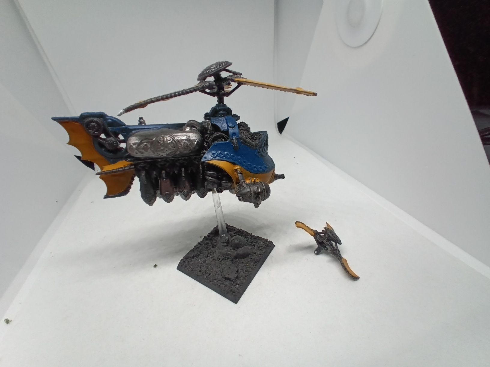 Gyrobomber Dwarfs Warhammer FB The Old World