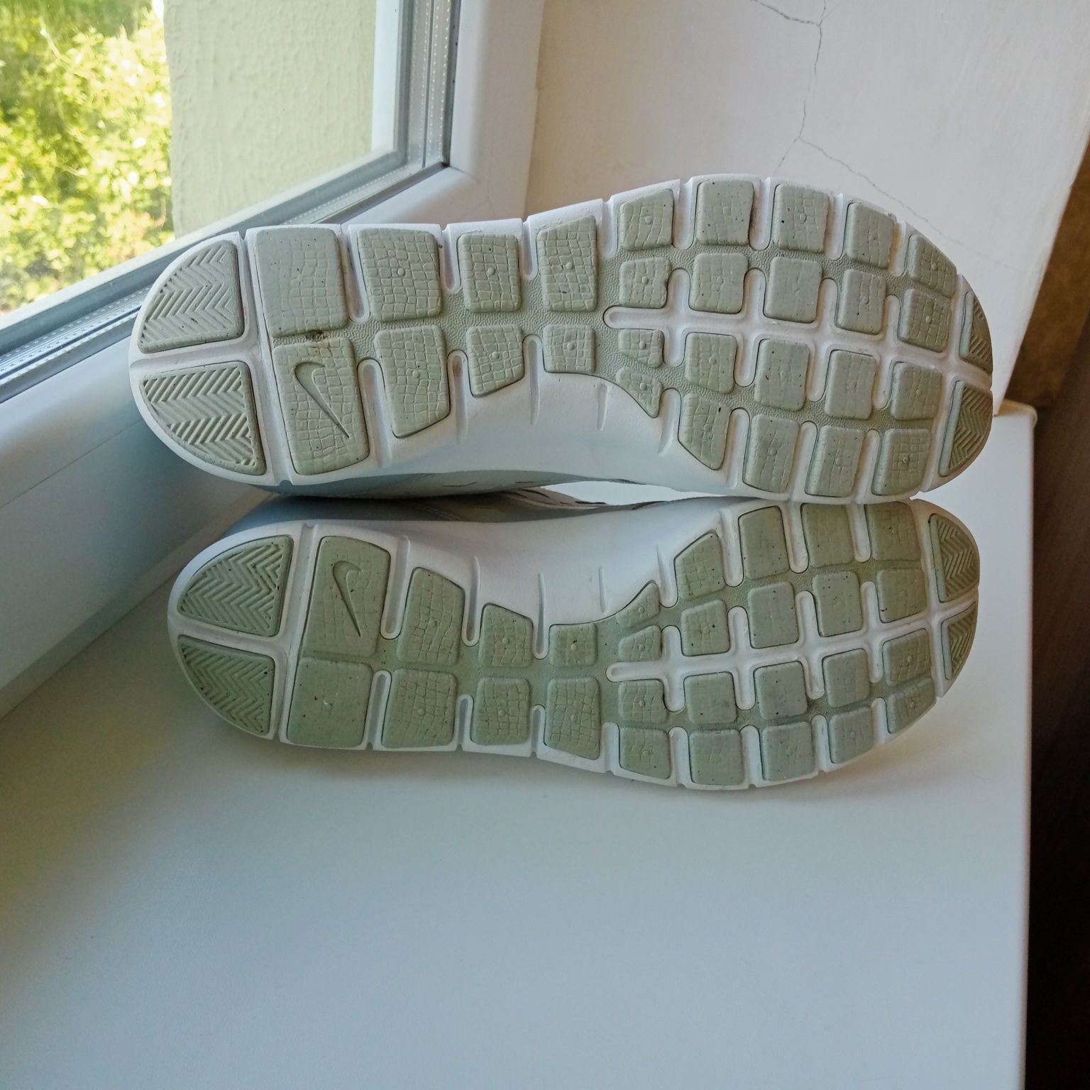 Кросівки шкіряні NIKE ORIVE NM розмір 40. Оригінал