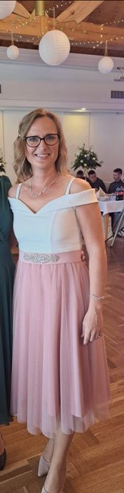 Elegancka, zjawiskowa,księżniczkowa sukienka midi weselna,rozmiar M,38