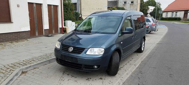 VW CADDY MAXI 2.0 TDI 140km 7 osób