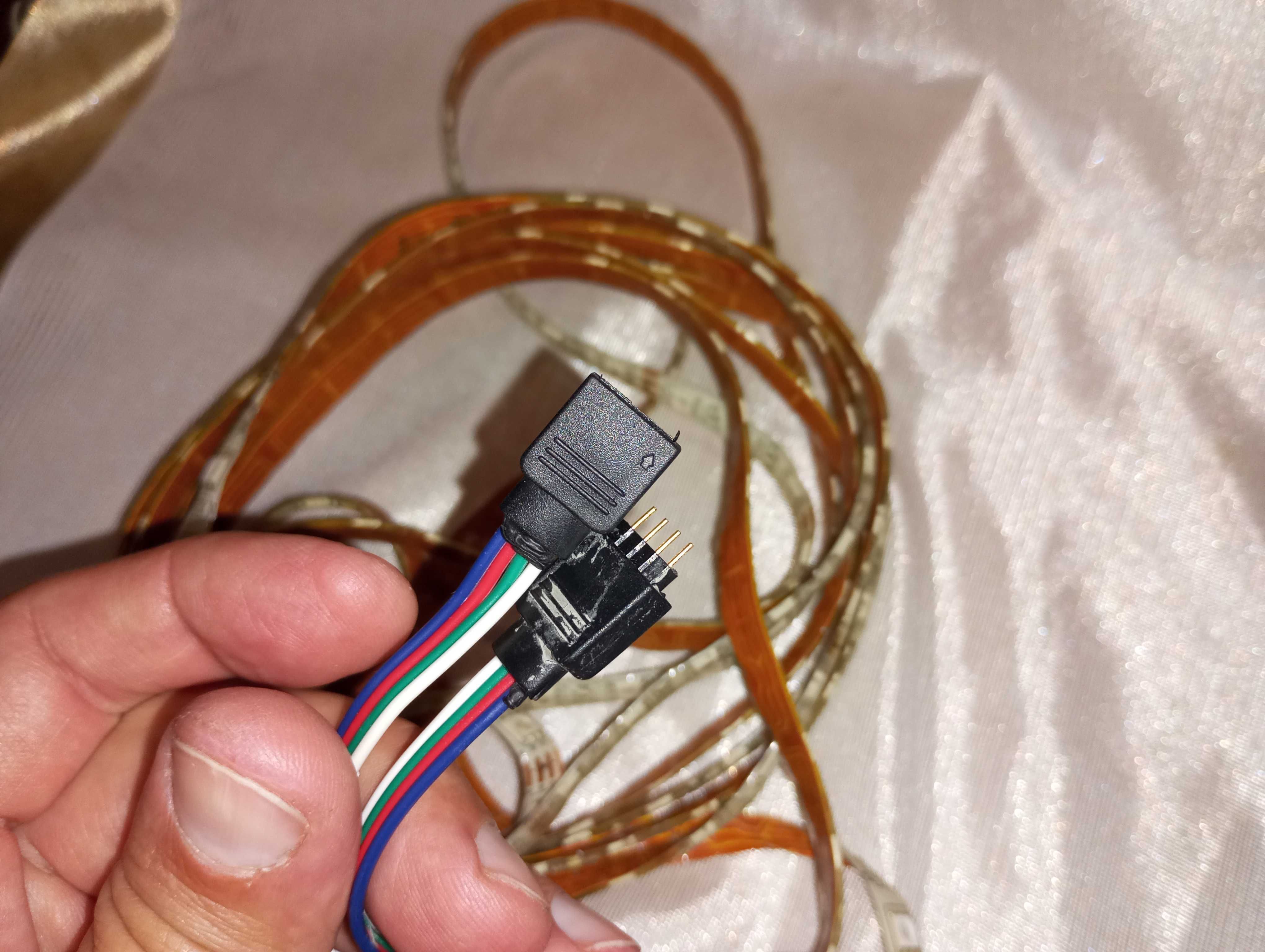 Светодиодная лента цветная LED 4 метра 12V трехцветная