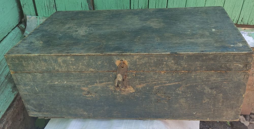 Чемодан ретро, ящик, скриня