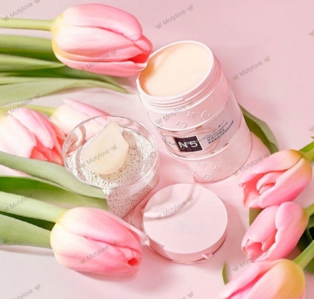 Rewelacyjna maska z Aminokwasami perfumowana kultowym zapachem Chanel