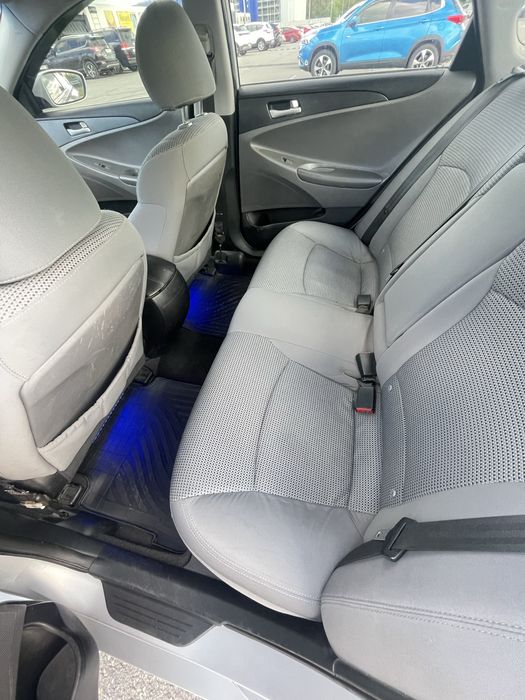 Продаж hyundai sonata 2.4 бензин 2011р