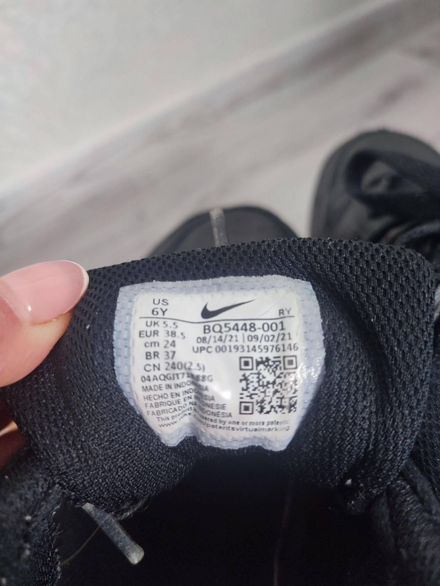 Кросівки nike, оригінал, розмір 37-38р на підлітка