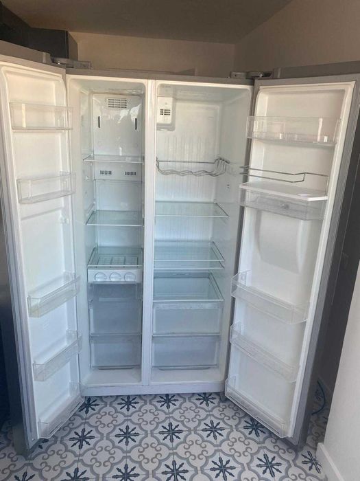 Frigorífico Americano Confortec CF695SBSXD Semi Novo (ótimo estado)