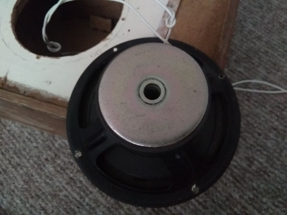 Продам дінамік для саба.