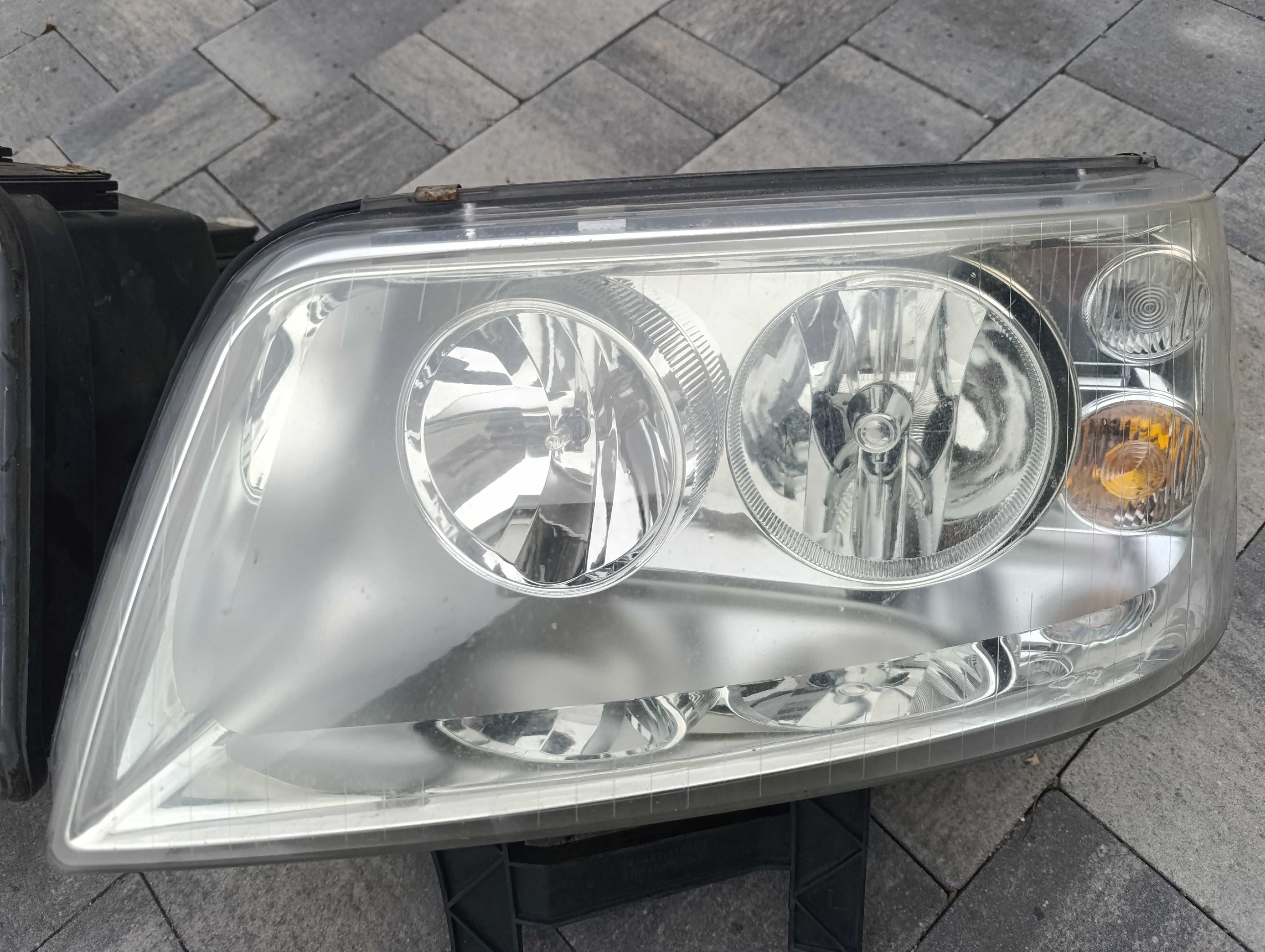 Lampy przód VW T5 multivan komplet