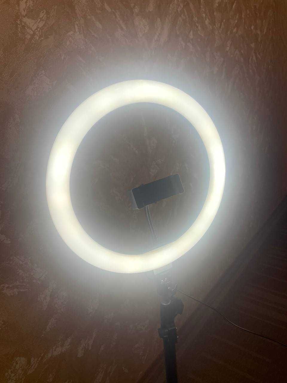 Кільцева лампа 30 см