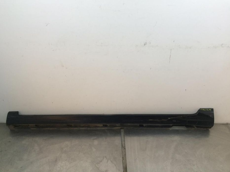 Embaladeira esquerda VOLKSWAGEN Passat Variant (365)