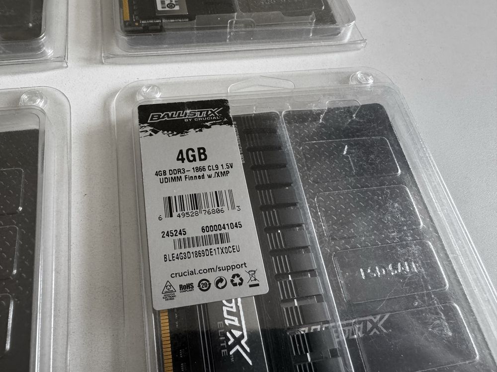 Оперативная память Crucial DDR3-1866 4096MB PC3-14900 BallistiX Elite
