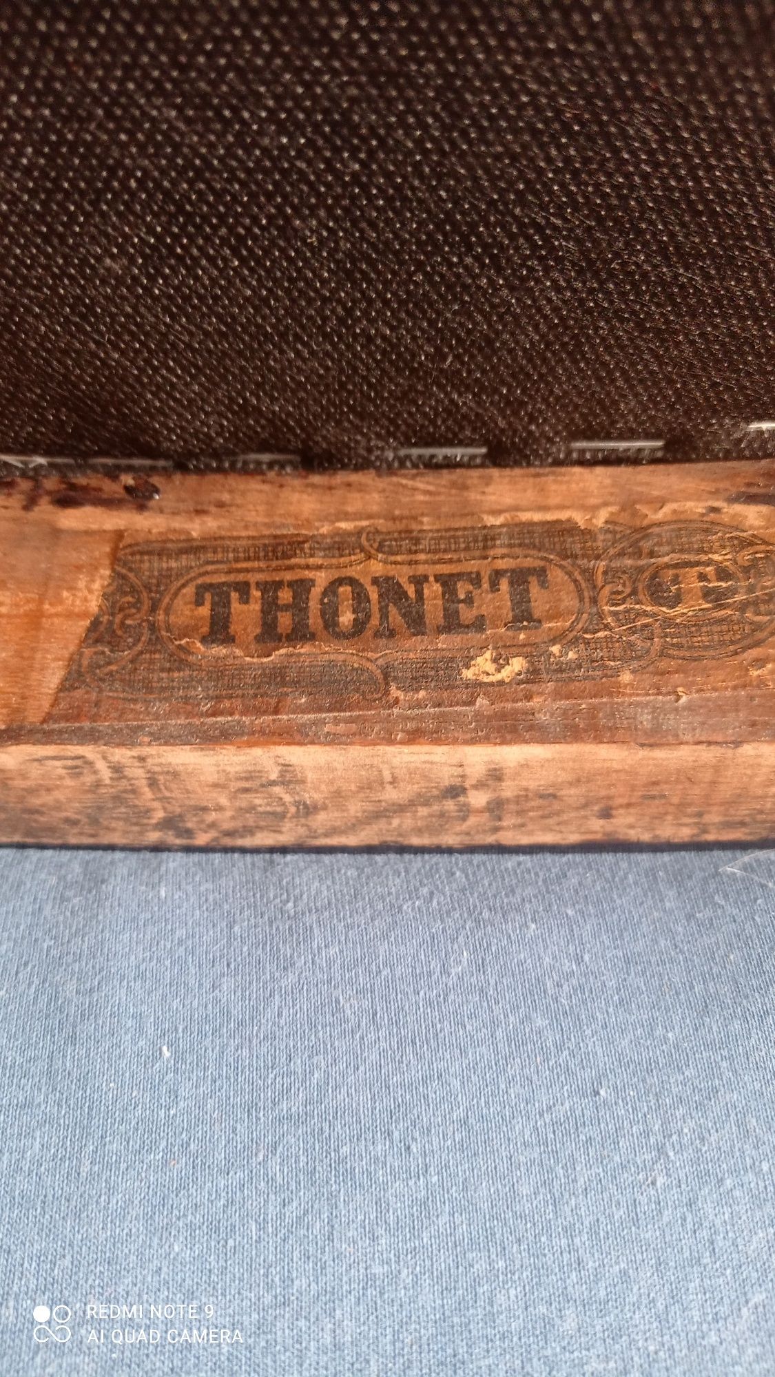 Stół + 5 krzeseł Thonet po renowacji.