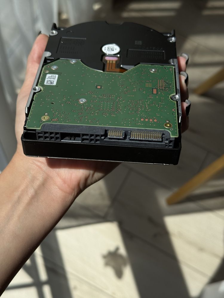 Жорсткий диск 10TB Western Digital