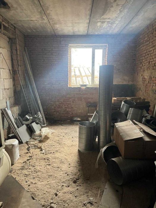 Від власника виробничо-складські припіщення